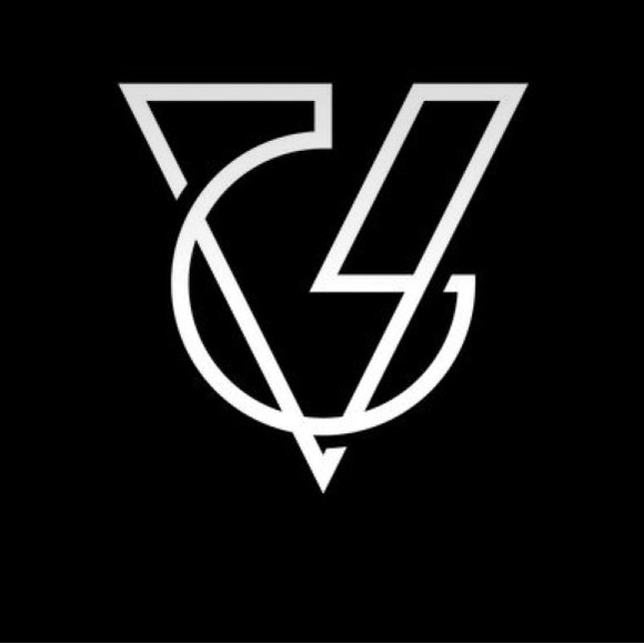 Meet your Posher, Christopher - Picture 1 of 1